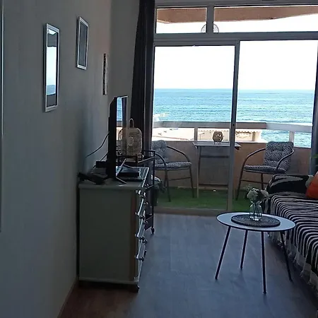 Luas Beachfront House Canteras 아파트